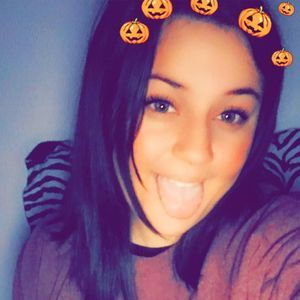 Meet your Posher, Krystal